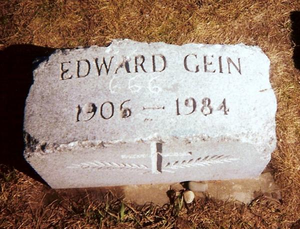 Ed_Gein_Headstone.jpg