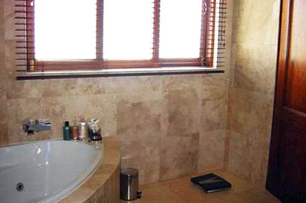 The%20bathroom%20in%20Oscar%20Pistorius'%20house-1719478.jpg