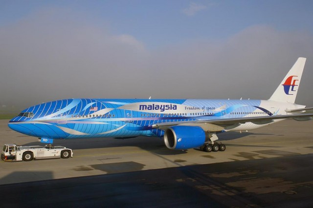 Malaysia_Airlines_Boeing_777_9M-MRD-640x426.jpg