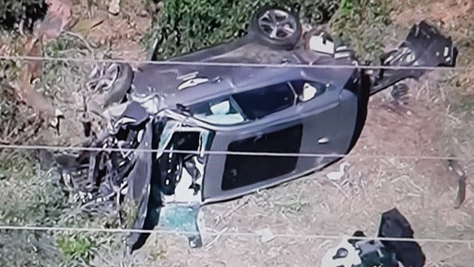 Tiger-Woods-car-crash.jpg
