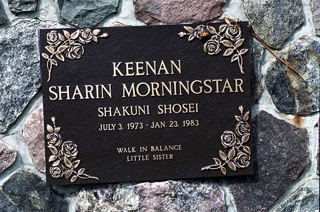Keenan-Sharin-Morningstar-gravestone.jpg