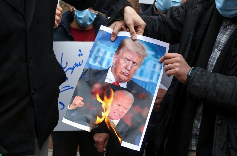 201128_iran_burning_trump_assassination_ps_0655_6d85b5b0b8220f908fbdba43b0cd7afd.fit-760w.jpg